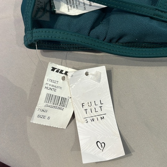 FULL TILT | Emerald green bikini top | small - Picture 3 of 5